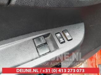 Subaru Trezia Trezia, MPV, 2011 1.33 16V Dual VVT-I picture 11