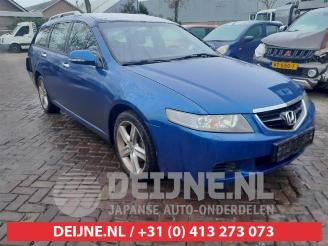 Salvage car Honda Accord Accord Tourer (CM/CN), Combi, 2003 / 2008 2.0 i-VTEC 16V 2003/4
