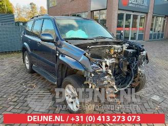 Dezmembrări autoturisme Toyota Landcruiser Land Cruiser (J12), Terreinwagen, 2002 / 2010 3.0 D-4D 16V 2004/9