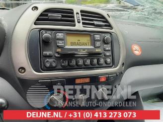 Toyota Rav-4 RAV4 (A2), Terreinwagen, 2000 / 2005 1.8 16V VVT-i 4x2 picture 21