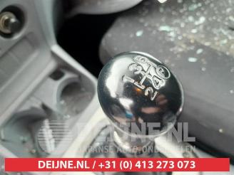 Toyota Rav-4 RAV4 (A2), Terreinwagen, 2000 / 2005 1.8 16V VVT-i 4x2 picture 22