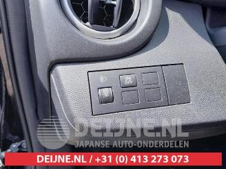 Mazda 2 2 (DE), Hatchback, 2007 / 2015 1.3 16V MZR picture 20
