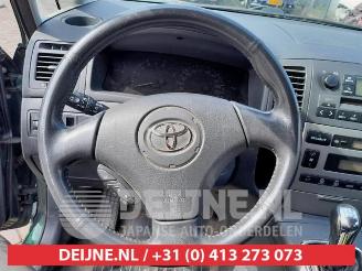 Toyota Corolla-verso Corolla Verso (E12), MPV, 2001 / 2004 1.8 16V VVT-i picture 19