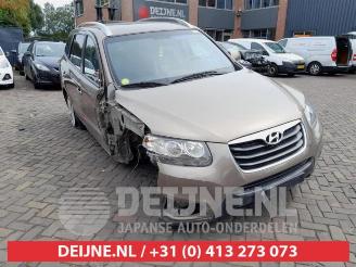 Coche siniestrado Hyundai Santa Fe Santa Fe II (CM), SUV, 2006 / 2012 2.0 CRDi 16V 4x4 2010