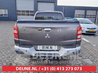 Mitsubishi L-200 L-200, Pick-up, 1986 / 1996 2.4 Clean Diesel 4WD picture 6