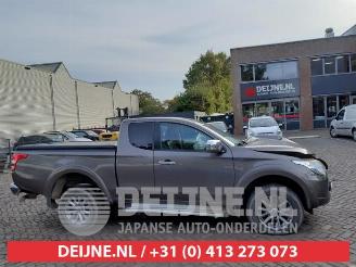 Mitsubishi L-200 L-200, Pick-up, 1986 / 1996 2.4 Clean Diesel 4WD picture 8