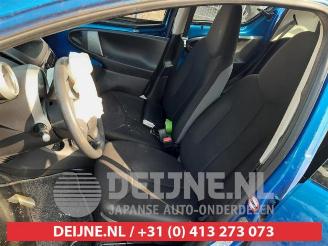 Toyota Aygo Aygo (B10), Hatchback, 2005 / 2014 1.0 12V VVT-i picture 14