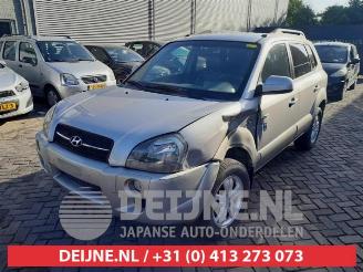Hyundai Tucson Tucson (JM), SUV, 2004 / 2010 2.0 CRDi VGT 16V 4x4 picture 3