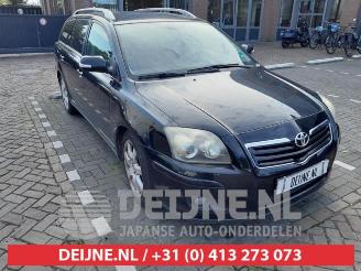Auto da rottamare Toyota Avensis Avensis Wagon (T25/B1E), Combi, 2003 / 2008 2.0 16V VVT-i D4 2007/5