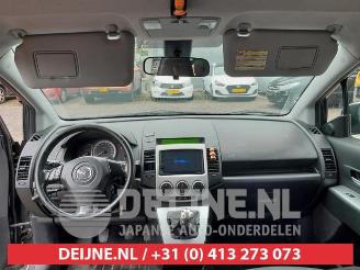 Mazda 5 5 (CR19), MPV, 2004 / 2010 2.0i 16V picture 16