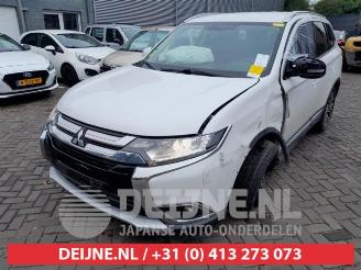 Mitsubishi Outlander Outlander (GF/GG), SUV, 2012 2.2 DI-D 16V Clear Tec 4x4 picture 3