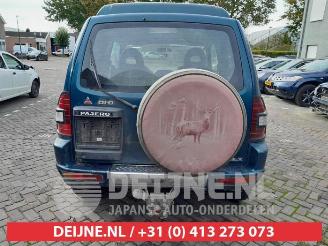 Mitsubishi Pajero Pajero Hardtop (V2/4/6/7), Terreinwagen, 2000 / 2006 3.2 DI-D 16V picture 6