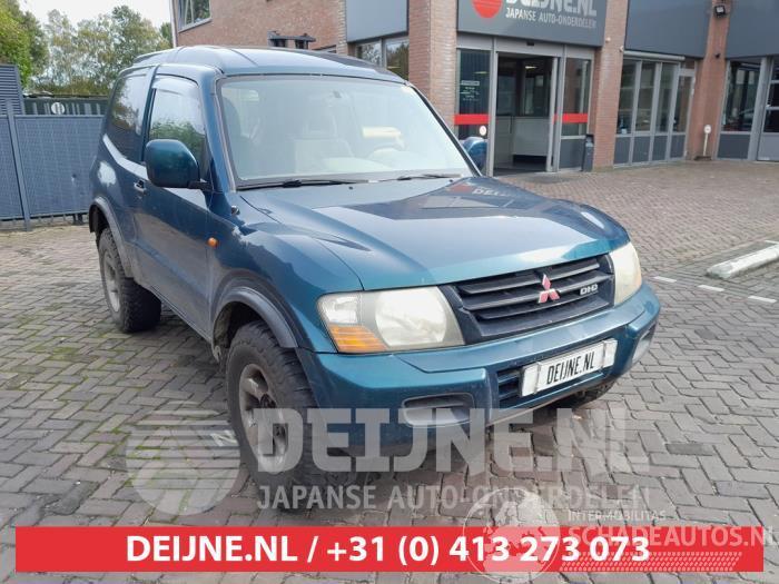 Mitsubishi Pajero Pajero Hardtop (V2/4/6/7), Terreinwagen, 2000 / 2006 3.2 DI-D 16V