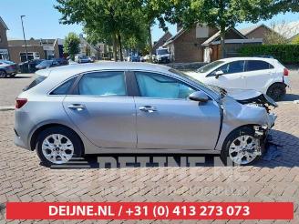 Kia Cee d Ceed (CDB5/CDBB), Hatchback 5-drs, 2018 1.0i T-GDi 12V picture 8