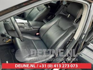 Lexus RX RX (L1), SUV, 2008 / 2015 450h V6 24V VVT-i 4x2 picture 17