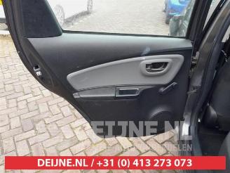 Toyota Yaris Yaris III (P13), Hatchback, 2010 / 2020 1.33 16V Dual VVT-I picture 10