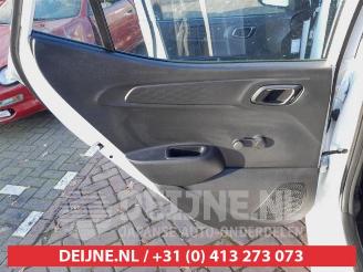 Hyundai I-10 i10, Hatchback, 2019 1.0 12V picture 12