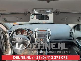Kia Cee d Cee'd Sporty Wagon (EDF), Combi, 2007 / 2012 1.4 16V picture 17