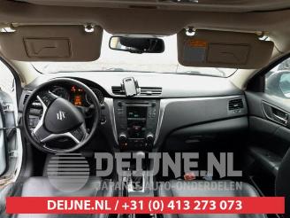 Suzuki Kizashi Kizashi (FRE/FRF), Sedan, 2010 / 2015 2.4 16V 4x4 picture 22