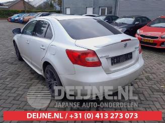 Suzuki Kizashi Kizashi (FRE/FRF), Sedan, 2010 / 2015 2.4 16V 4x4 picture 5