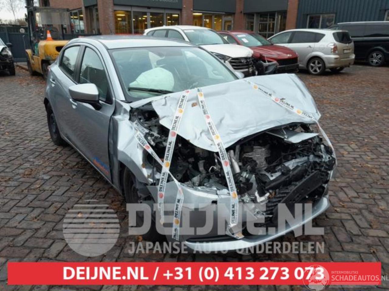 Mazda 2 2 (DJ/DL), Hatchback, 2014 1.5 SkyActiv-G 90