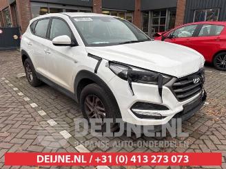 demontáž osobní automobily Hyundai Tucson Tucson (TL), SUV, 2015 1.7 CRDi 16V 2WD 2018/1