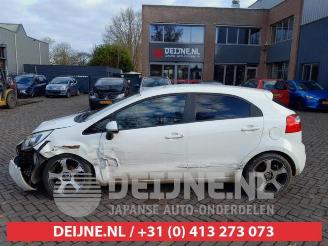 Kia Rio Rio III (UB), Hatchback, 2011 / 2017 1.2 CVVT 16V picture 4