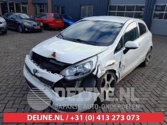 Kia Rio Rio III (UB), Hatchback, 2011 / 2017 1.2 CVVT 16V picture 3