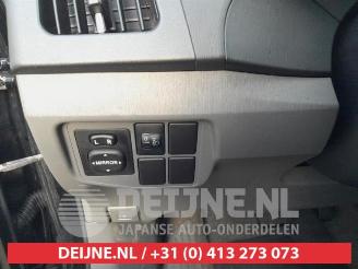Toyota Prius Prius (ZVW3), Hatchback, 2009 / 2016 1.8 16V picture 18
