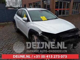 Voiture accidenté Hyundai Kona Kona (OS), SUV, 2017 / 2023 1.6 GDi HEV 16V 2020/4