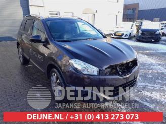 damaged passenger cars Nissan Qashqai Qashqai (J10), SUV, 2007 / 2014 2.0 dCi 4x4 2012/12