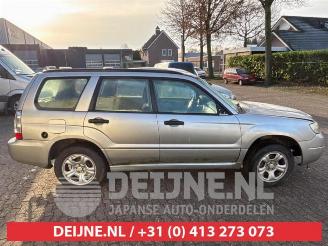 Subaru Forester Forester (SG), SUV, 2002 / 2008 2.0 16V X picture 8