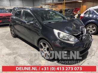 Coche siniestrado Kia Rio Rio III (UB), Hatchback, 2011 / 2017 1.2 CVVT 16V 2012/3