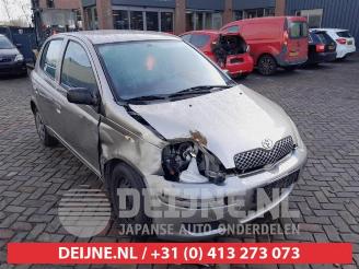 Auto da rottamare Toyota Yaris Yaris (P1), Hatchback, 1999 / 2005 1.3 16V VVT-i 2005/1