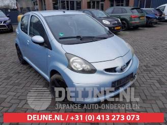 Dezmembrări autoturisme Toyota Aygo Aygo (B10), Hatchback, 2005 / 2014 1.0 12V VVT-i 2005/6