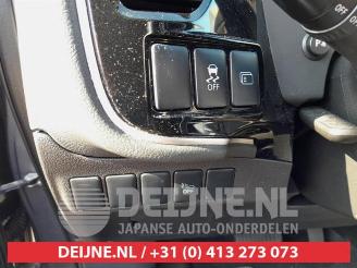 Mitsubishi Outlander Outlander (GF/GG), SUV, 2012 / 2022 2.0 16V PHEV 4x4 picture 18
