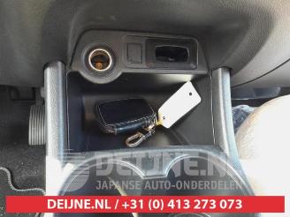 Mitsubishi Outlander Outlander (GF/GG), SUV, 2012 / 2022 2.0 16V PHEV 4x4 picture 21
