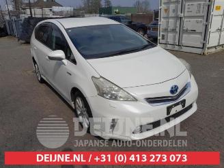 Salvage car Toyota Prius Plus Prius Plus (ZVW4), MPV, 2011 1.8 Hybrid 16V 2011/9