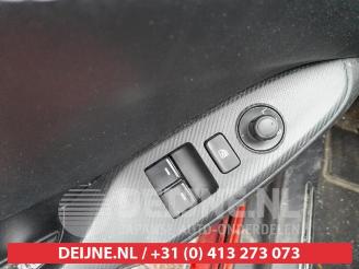 Mazda MX-5 MX-5 RF (ND), Cabrio, 2015 1.5 Skyactiv G-131 16V picture 12
