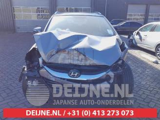 Hyundai Ix35 iX35 (LM), SUV, 2009 / 2015 2.0 CRDi 16V 4x4 picture 2