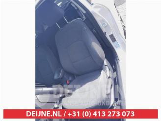 Kia Rio Rio III (UB), Hatchback, 2011 / 2017 1.4 CVVT 16V picture 14