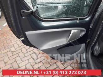 Toyota Aygo Aygo (B10), Hatchback, 2005 / 2014 1.0 12V VVT-i picture 11