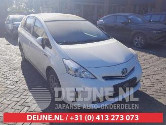 Salvage car Toyota Prius Plus Prius Plus (ZVW4), MPV, 2011 1.8 Hybrid 16V 2012/8