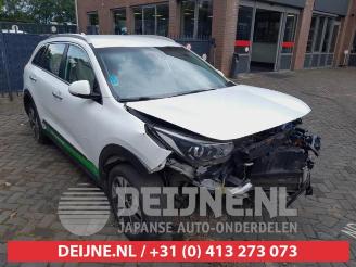 Vrakbiler auto Kia Niro Niro I (DE), SUV, 2016 / 2022 E-Niro 64 kWh 2020/5