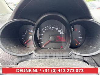 Kia Picanto Picanto (TA), Hatchback, 2011 / 2017 1.0 12V picture 10