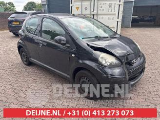 Voiture accidenté Toyota Aygo Aygo (B10), Hatchback, 2005 / 2014 1.0 12V VVT-i 2009/4