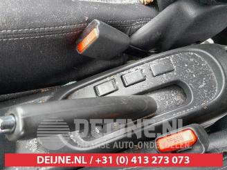 Nissan Micra Micra (K13), Hatchback, 2010 / 2016 1.2 12V DIG-S picture 21