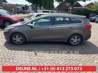 Kia Cee d Cee'd Sportswagon (JDC5), Combi, 2012 / 2018 1.6 CRDi 16V VGT picture 4