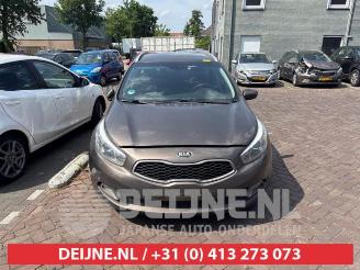 Kia Cee d Cee'd Sportswagon (JDC5), Combi, 2012 / 2018 1.6 CRDi 16V VGT picture 2