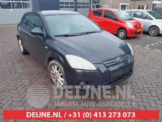 Auto da rottamare Kia Pro cee d Pro cee'd (EDB3), Hatchback 3-drs, 2008 / 2012 1.4 CVVT 16V 2009/2